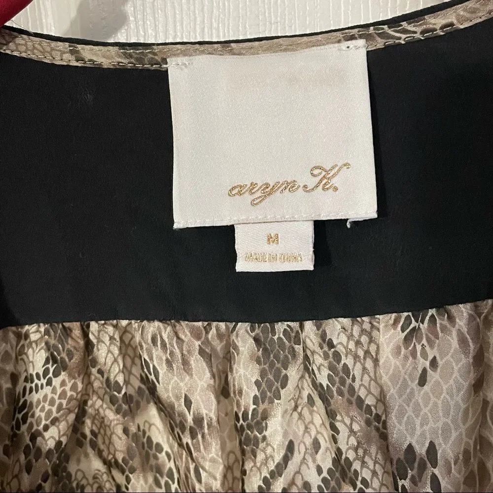 Aryn K Snake Print 100% Silk Batwing Sleeve Button Down V-Neck Blouse Top, M - Picture 10 of 12